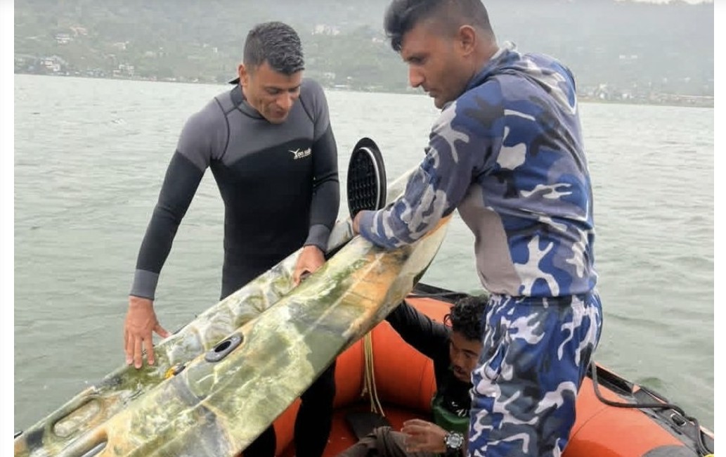 फेवातालमा डुंगा पल्टियो, एक जनाको उद्धार