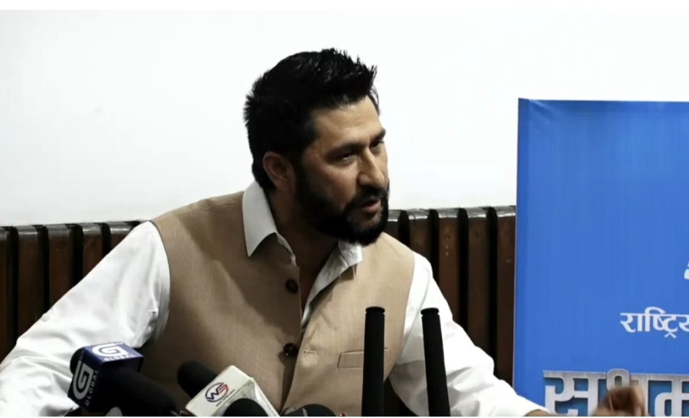 कसैले भूमिहीनलाई उचाल्न पर्दैन, सुकुम्बासी समस्याबाट मैले छाती हटाएको छैन : सभापति लामिछाने
